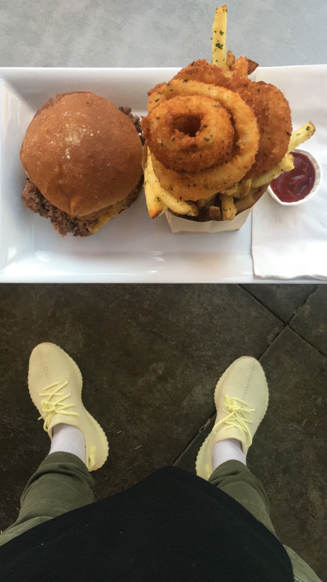 Burger Lounge main photo
